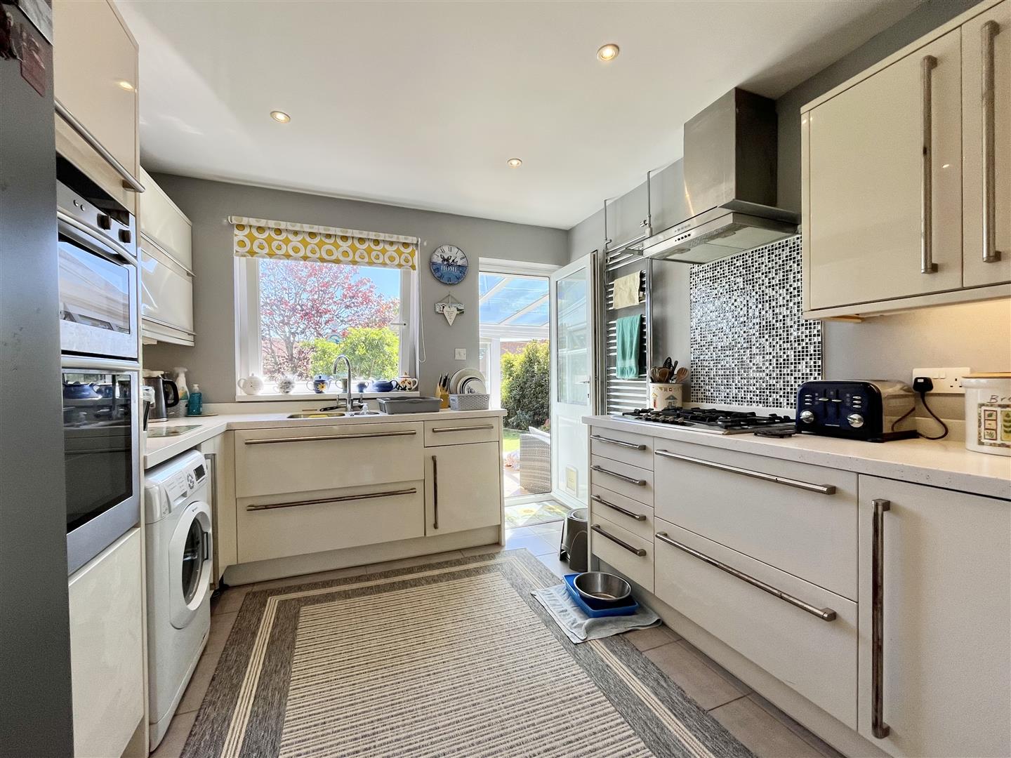 Meadow Way, Fairlight